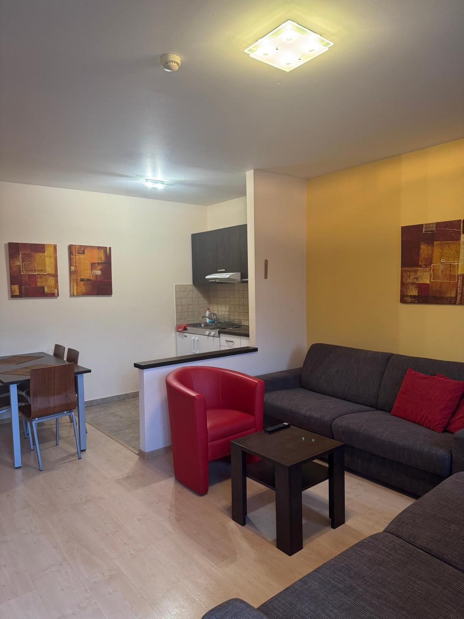 Apartman Paradise Apartment Besenova